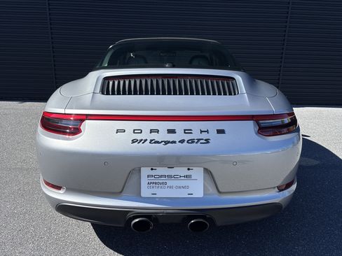 Certified 2019 Porsche 911 image 7