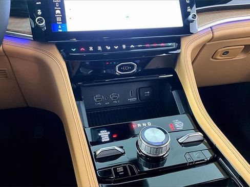 New 2026 Jeep Grand Cherokee Summit image 7