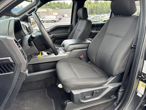 Used 2019 Ford F150 XLT w/ Equipment Group 302A Luxury RWD image 12