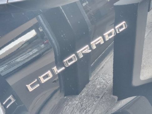 Used 2024 Chevrolet Colorado LT RWD image 10