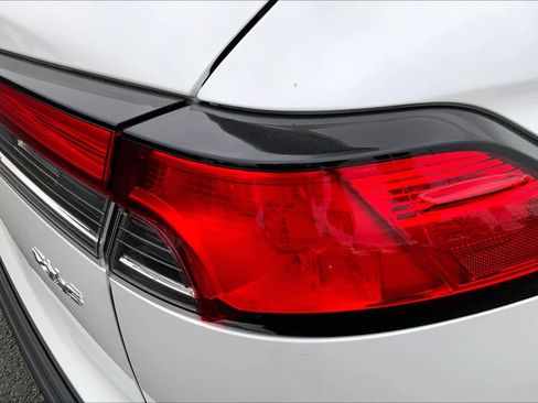 New 2026 Toyota Corolla Cross XLE FWD image 14