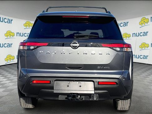 Used 2022 Nissan Pathfinder SV w/ SV Premium Package image 5