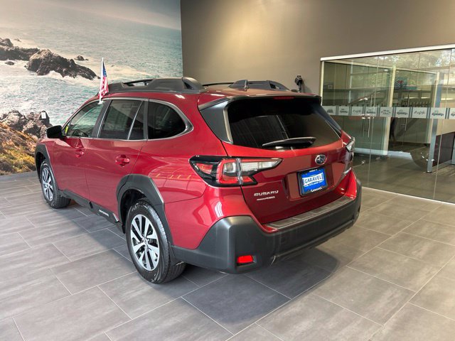 Used 2024 Subaru Outback Premium AWD/4WD image 39
