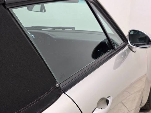 Used 1998 Porsche 911 Cabriolet image 29