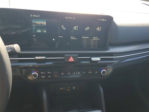 New 2026 Kia Sportage EX image 15