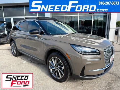 Used 2025 Lincoln Corsair FWD w/ Equipment Group 101A image 1