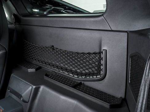 Used 2020 Lamborghini Huracan EVO RWD image 29