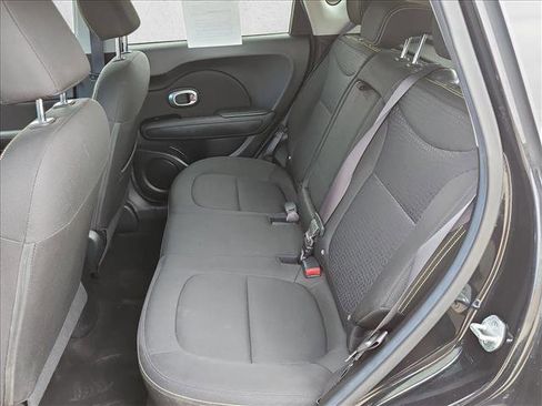 Used 2015 Kia Soul + FWD image 18