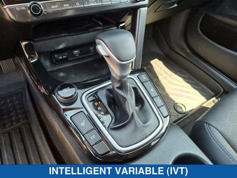 Used 2024 Kia Seltos EX AWD/4WD image 13