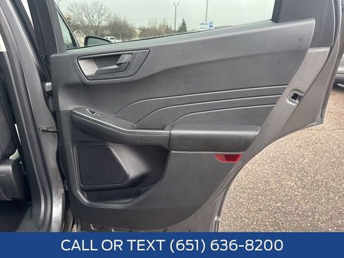 Used 2022 Ford Escape SE w/ Cold Weather Package image 34