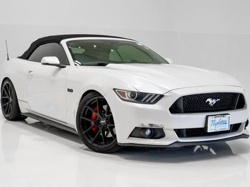 Used 2017 Ford Mustang GT Premium RWD image 6