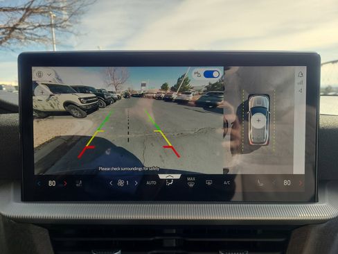 Certified 2025 Ford Explorer Platinum w/ Ultimate Package image 29