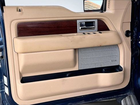 Used 2014 Ford F150 King Ranch w/ King Ranch Luxury Package AWD/4WD image 18
