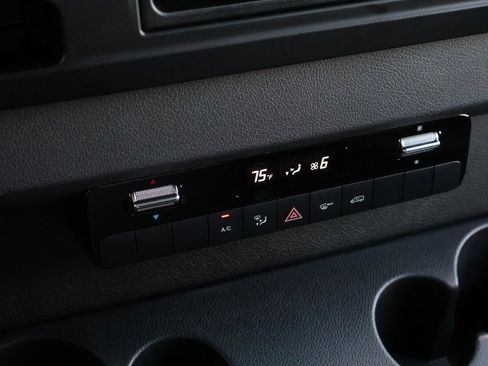 Used 2023 Mercedes-Benz Sprinter 144 Cargo image 25