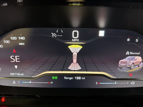 Used 2023 GMC Yukon Denali w/ Advanced Technology Package image 43