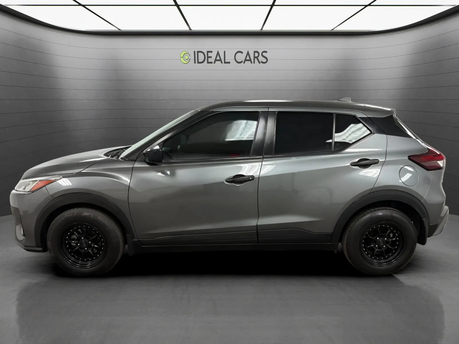 Used 2024 Nissan Kicks S FWD image 8