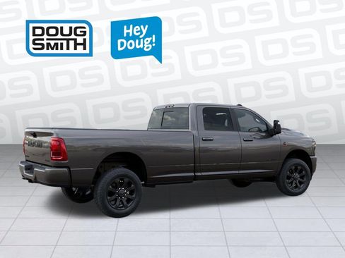 New 2026 RAM 3500 Laramie AWD/4WD image 4