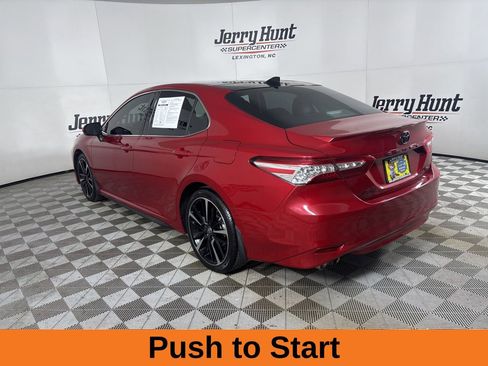 Used 2020 Toyota Camry XSE image 8
