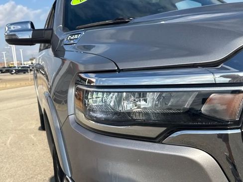 Used 2025 RAM 1500 Laramie image 12