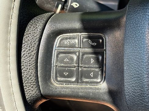 Used 2017 RAM 1500 Express AWD/4WD image 20