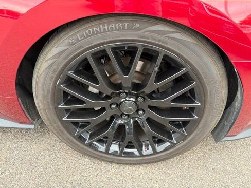 Used 2017 Ford Mustang GT Premium w/ GT Performance Package RWD image 11