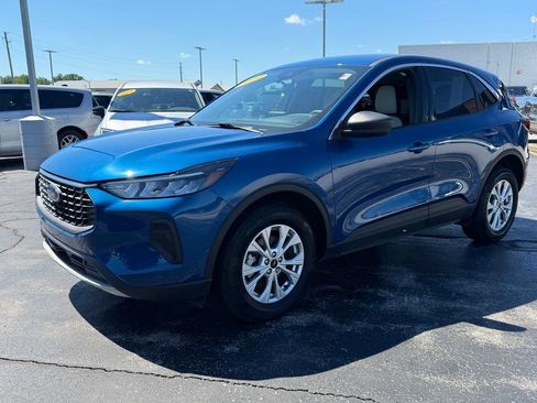 Used 2023 Ford Escape Active AWD/4WD image 5