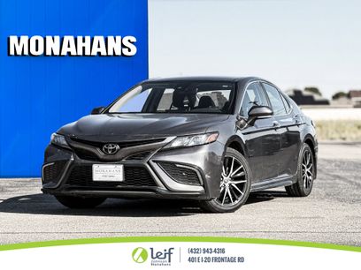Used 2023 Toyota Camry SE