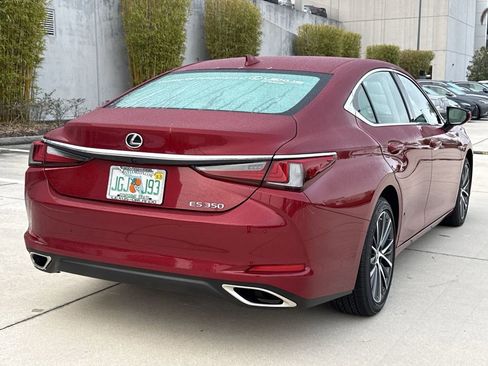 Used 2025 Lexus ES 350 w/ Premium Package image 11