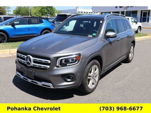 Used 2023 Mercedes-Benz GLB 250 4MATIC image 3