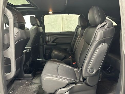 Used 2026 Toyota Sienna XLE Woodland Edition AWD/4WD image 45