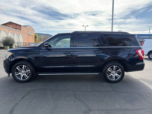 Used 2021 Ford Expedition Max XLT image 5