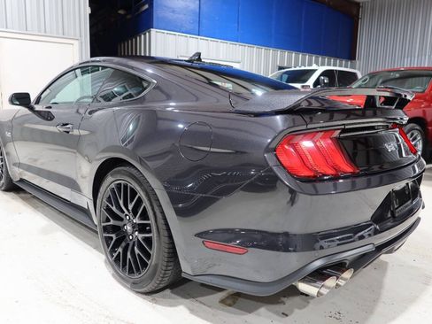 Used 2022 Ford Mustang GT w/ GT Performance Package RWD image 3