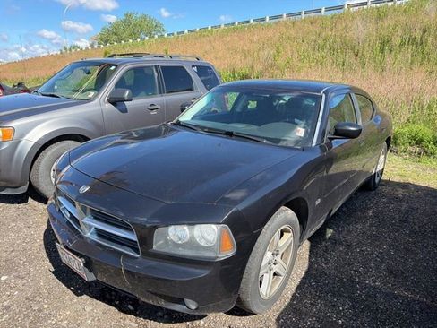 Used 2010 Dodge Charger SXT RWD image 1