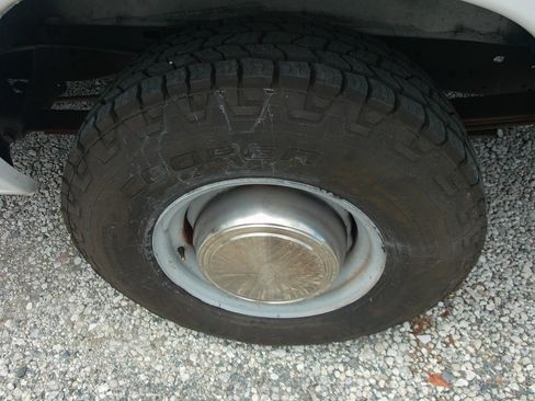 Used 2003 Ford E-250 and Econoline 250 Extended RWD image 35