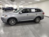 Used 2017 Mitsubishi Outlander SE image 4