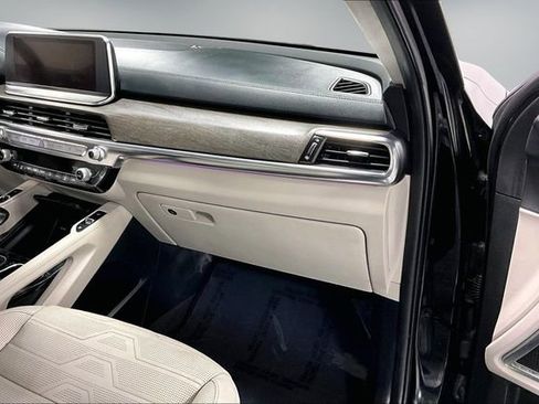 Used 2022 Kia Telluride SX w/ SX Prestige Package AWD/4WD image 25