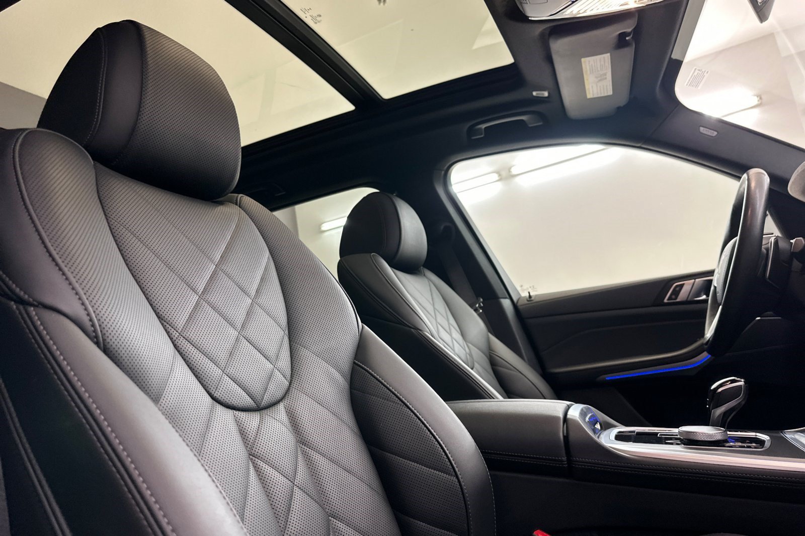 Certified 2023 BMW X5 xDrive40i w/ Premium Package AWD/4WD image 26