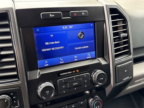 Used 2020 Ford F150 XLT image 27