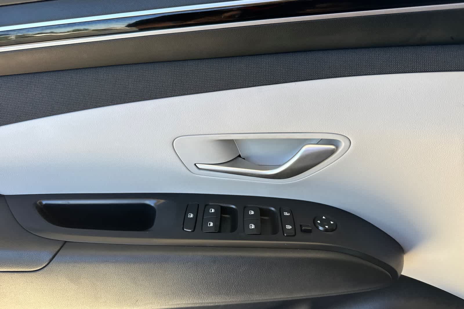 Used 2024 Hyundai Tucson SEL w/ Convenience Package FWD image 12