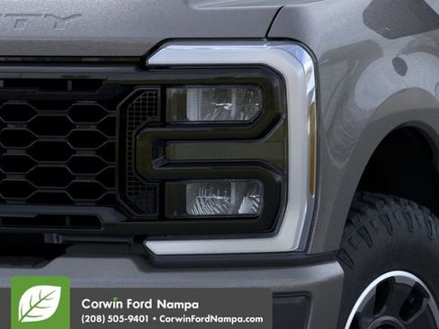 New 2026 Ford F350 Lariat image 18