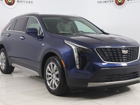 Used 2020 Cadillac XT4 Premium Luxury w/ Cold Weather Package FWD image 22