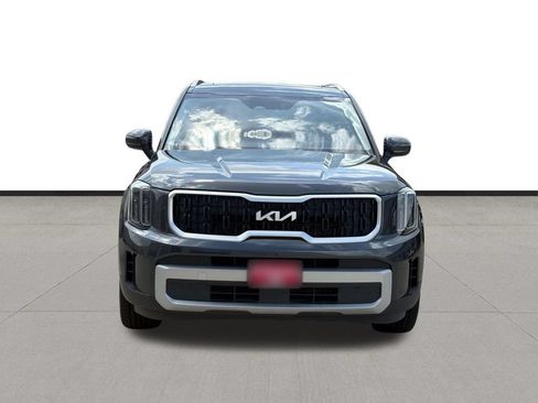 Used 2023 Kia Telluride EX w/ EX Captain's Chair Package FWD image 2