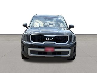 Used 2023 Kia Telluride EX w/ EX Captain's Chair Package FWD video 2