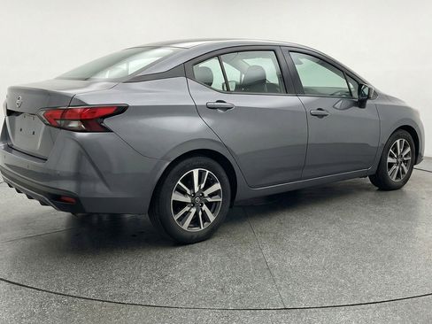 Used 2025 Nissan Versa SV FWD image 9