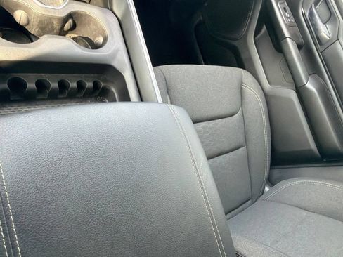 Used 2026 RAM 1500 Express AWD/4WD image 18
