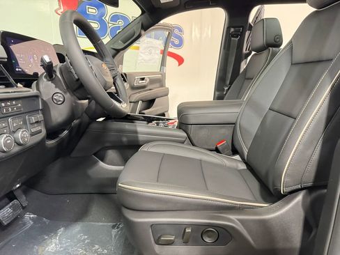 New 2026 Chevrolet Tahoe Premier w/ Sun And Tow Package AWD/4WD image 10