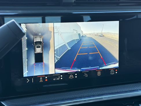 Used 2024 GMC Sierra 2500 Denali w/ Technology Package image 17