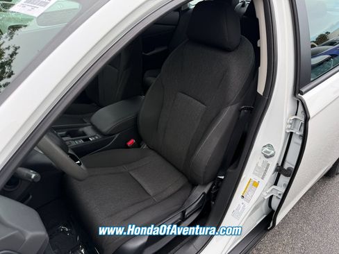 Certified 2023 Honda Accord LX image 17