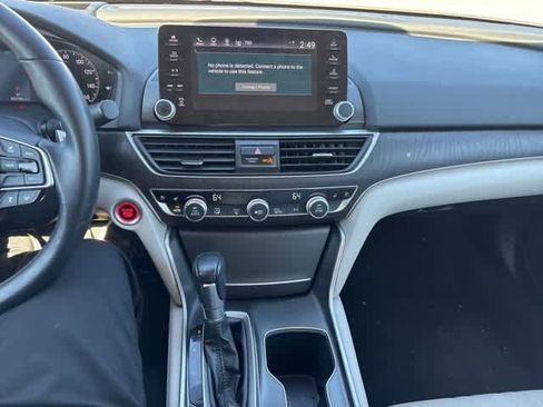 Used 2018 Honda Accord Touring image 20