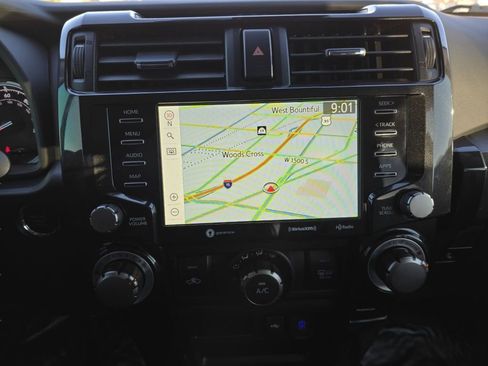 Used 2023 Toyota 4Runner TRD Off-Road Premium image 5